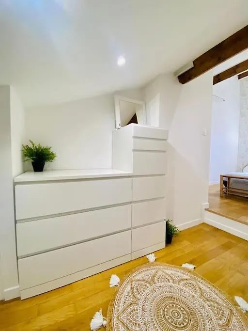 דירות ניס T3 Duplex Cosy & Calme Au Port - Tram 0*,